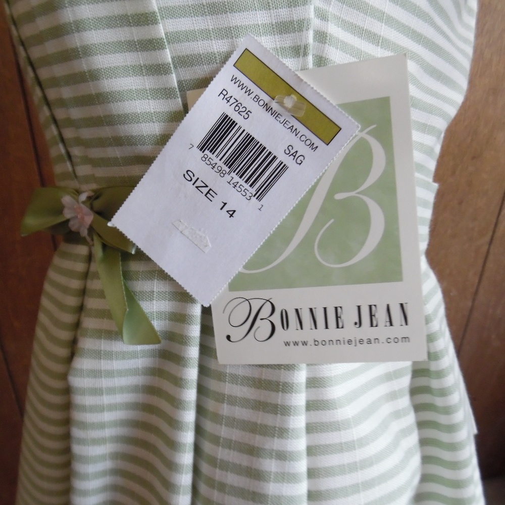 Green Striped Spring Dress - Picture 5 of 8